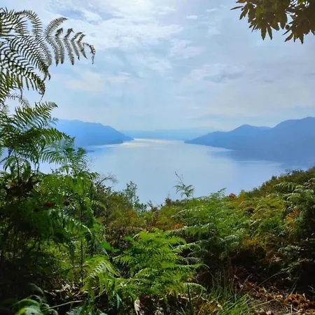 Casa de Férias In Italy With Sea And Mountain Views Agra