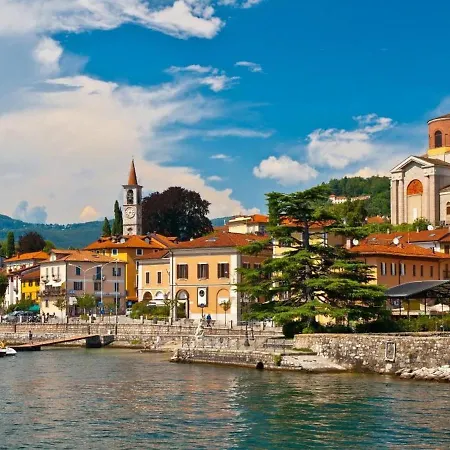 In Italy With Sea And Mountain Views Vakantiehuis