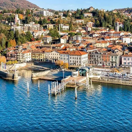 In Italy With Sea And Mountain Views Vakantiehuis