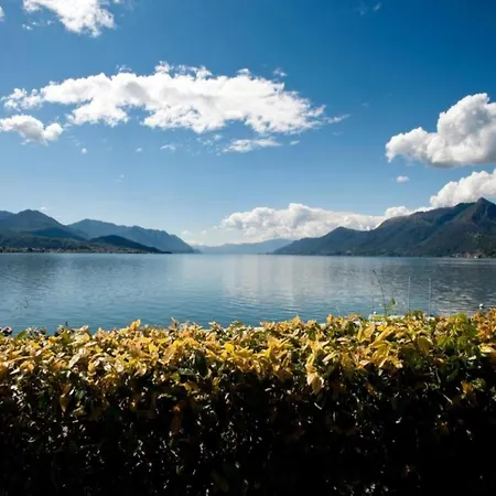 Vakantiehuis In Italy With Sea And Mountain Views