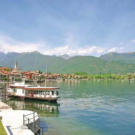 In Italy With Mountain Views *