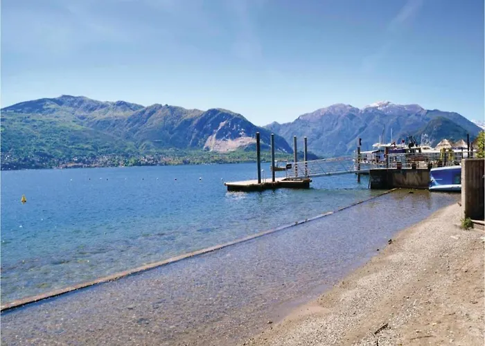 In Italy With Sea And Mountain Views Agra