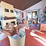 In Italy With Sea And Mountain Views Holiday home *