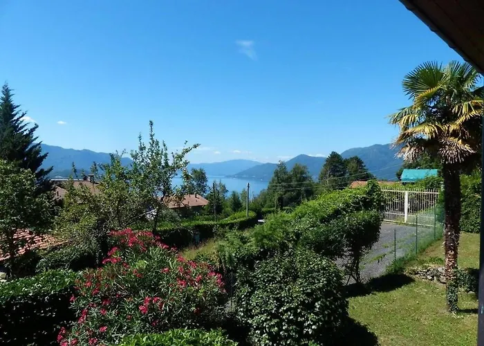 Dom wakacyjny In Italy With Sea And Mountain Views *